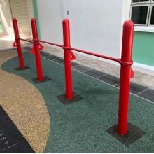 Outdoor Inclined Pull Up Bar